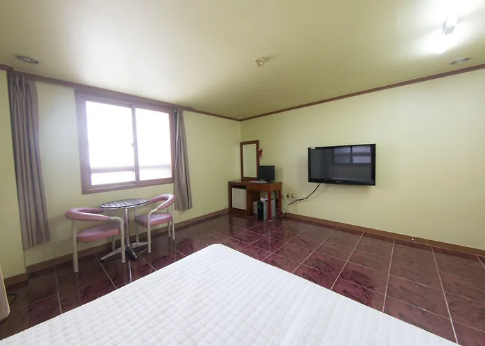 Centum Motel 2*