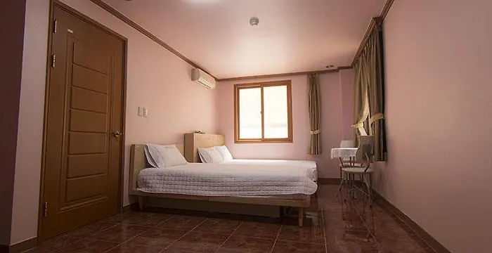 Centum Motel 2*